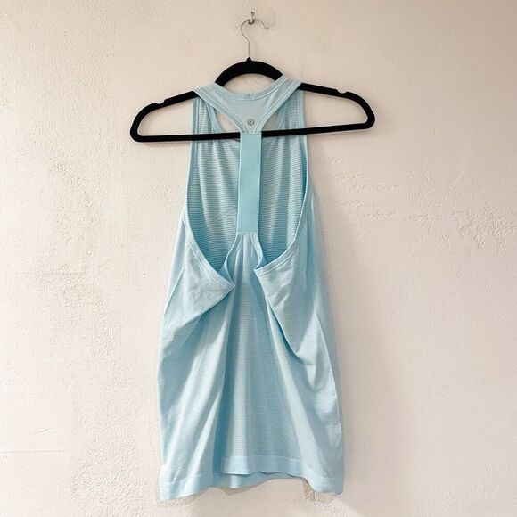 Lululemon Swifty Tech Racerback Tank Top in Blue Stripe Size 8 - Picture 1 of 2